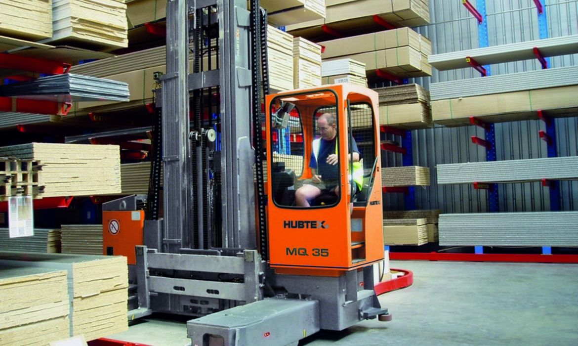 HUBTEX MQ 2150, Vierwegstapler 4-Rad