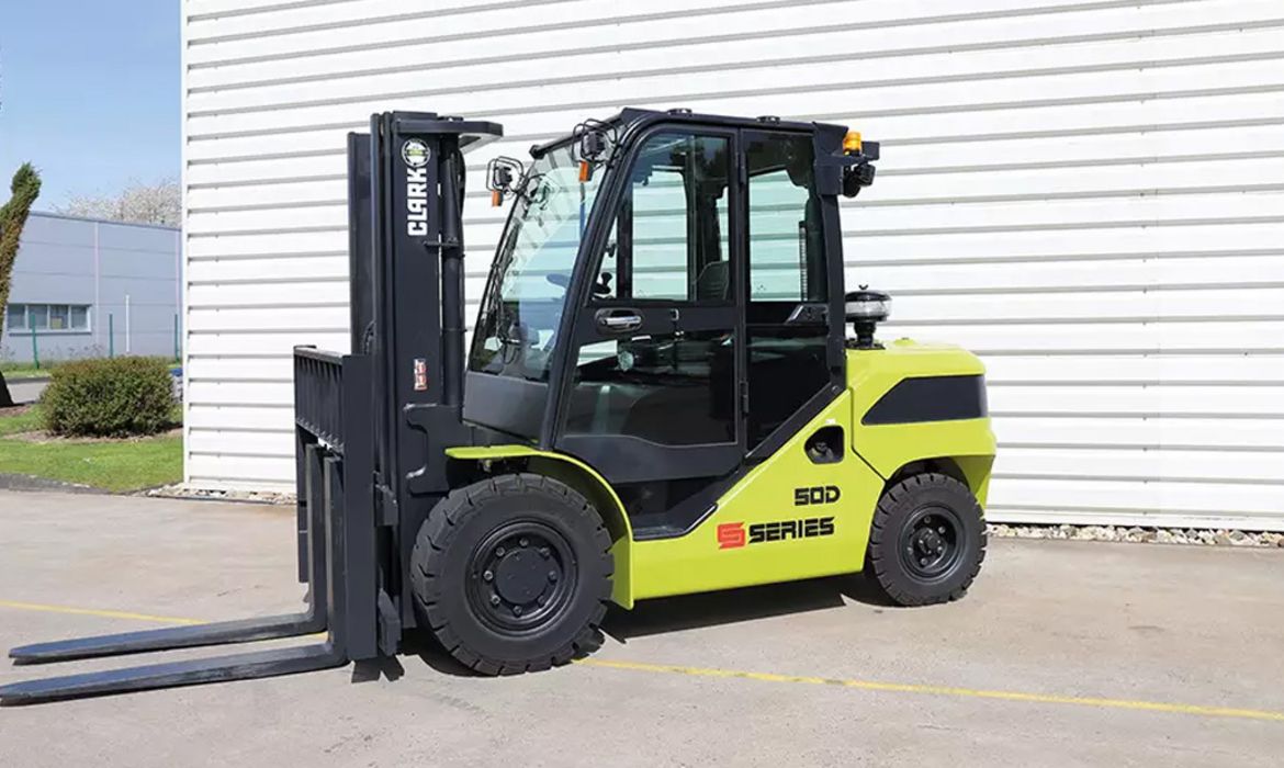 Clark S40s-55, Dieselstapler