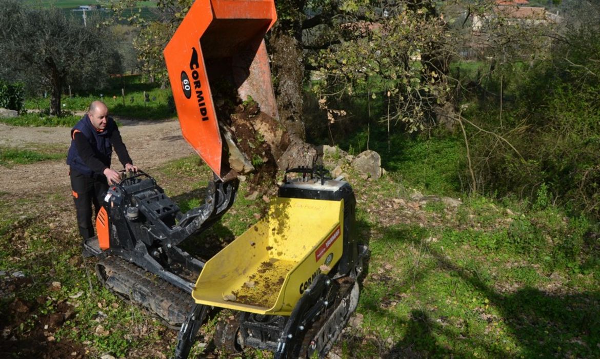 CORMIDI C60, Raupendumper