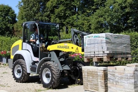 Kramer 5055e lädt platten auf