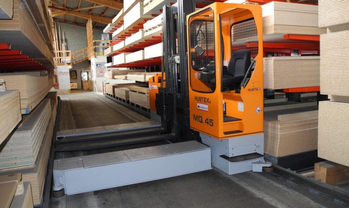 HUBTEX MQ 2150, Vierwegstapler 4-Rad