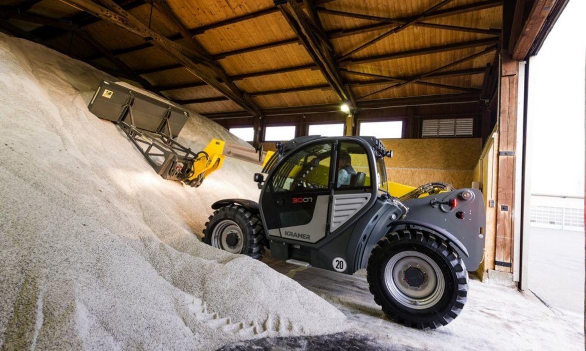 KRAMER 3007, Teleskoplader