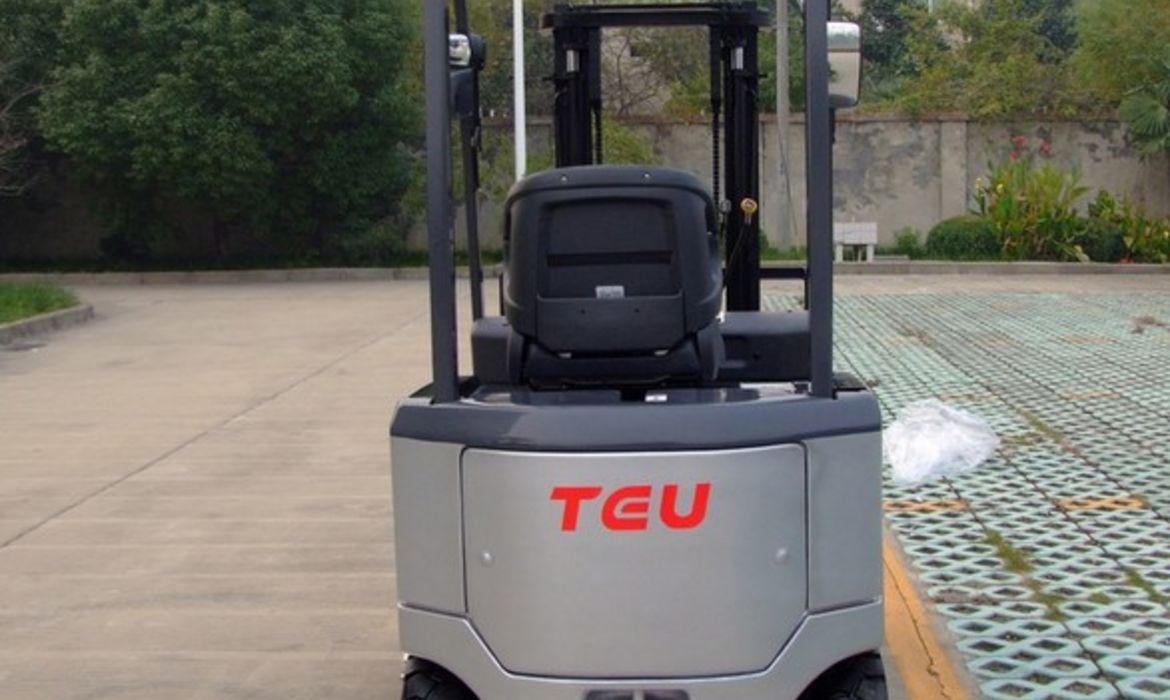 TEU FB18, Gabelstapler Elektro 4-Rad