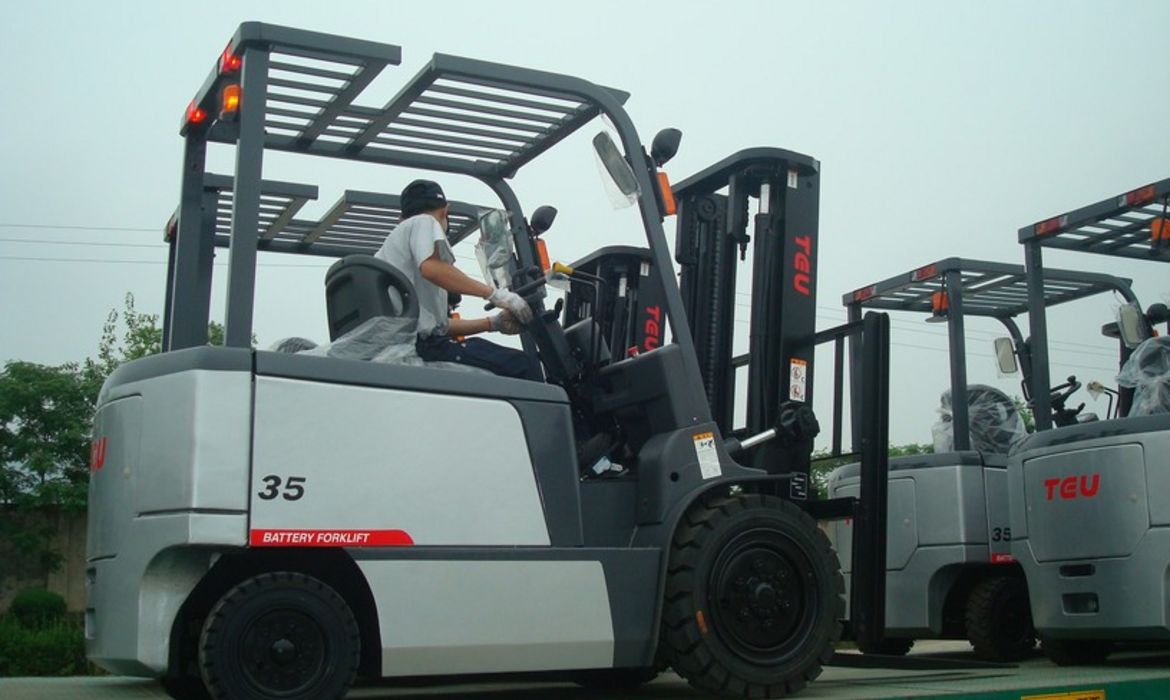 TEU FB35, Gabelstapler Elektro 4-Rad