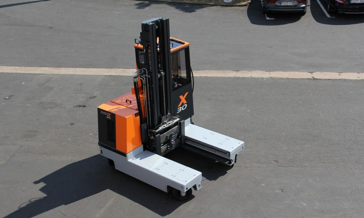 HUBTEX MaxX 30/45, Vierwegstapler 4-Rad