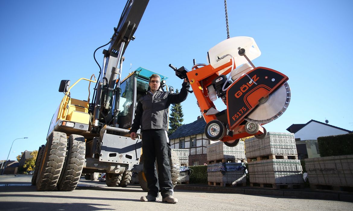 GÖLZ FS175, Fugenschneider